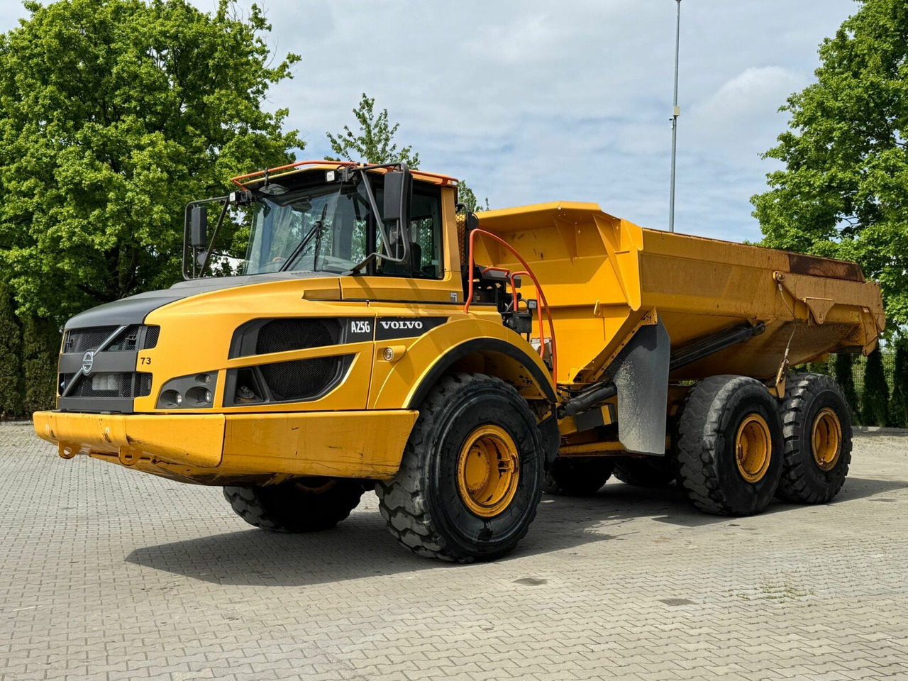 Volvo A25G Dumper 22,5 Ton 11.361 Stunden Volvo A25G Dumper 22,5 Ton 11.361 Stunden - Αρθρωτό φορτηγό: φωτογραφία 2 Volvo A25G Dumper 22,5 Ton 11.361 Stunden Volvo A25G Dumper 22,5 Ton 11.361 Stunden - Αρθρωτό φορτηγό: φωτογραφία 2