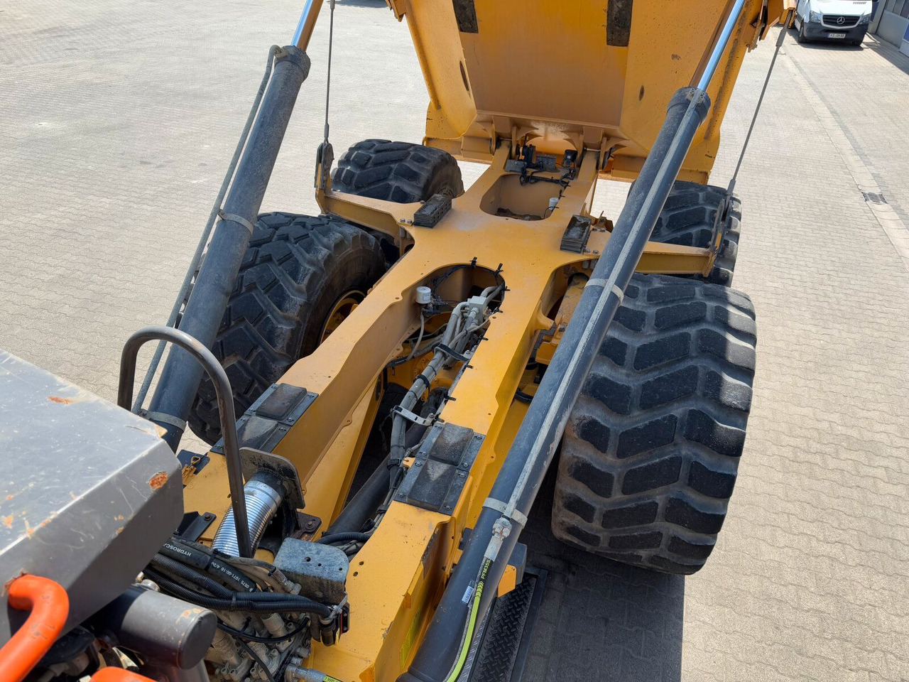 Αρθρωτό φορτηγό Volvo A25G Dumper 22,7 Ton 2.957 Stunden: φωτογραφία 23