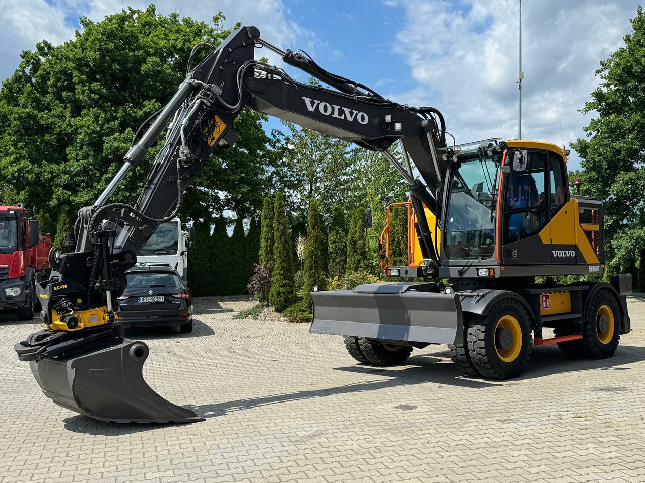 Volvo EWR150E Mobilbagger mit ROTATOR ENCONG EC319 - Τροχοφόρος εκσκαφέας: φωτογραφία 1 Volvo EWR150E Mobilbagger mit ROTATOR ENCONG EC319 - Τροχοφόρος εκσκαφέας: φωτογραφία 1