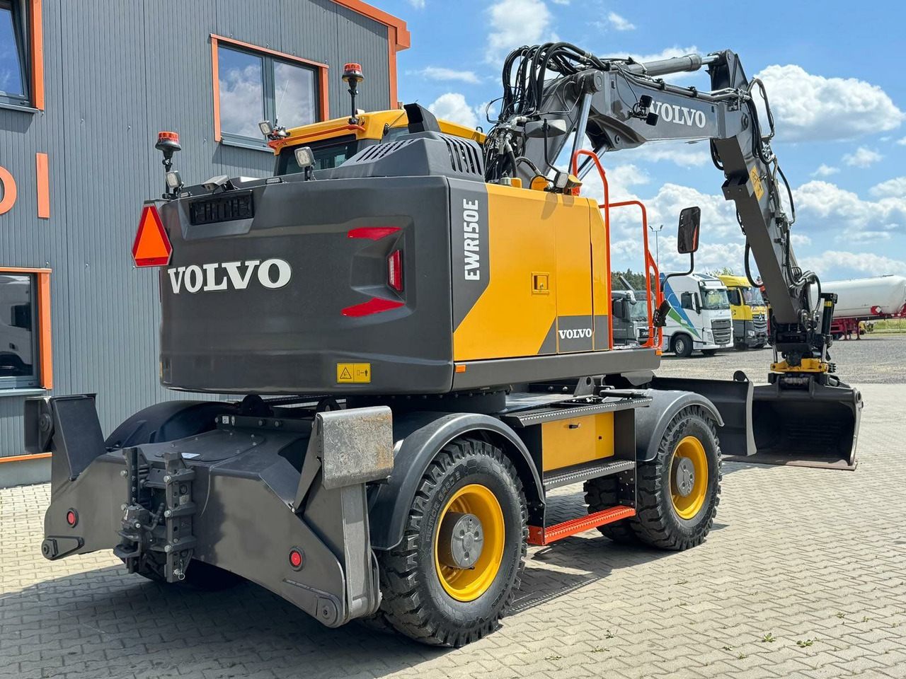 Volvo EWR150E Mobilbagger mit ROTATOR ENCONG EC319 - Τροχοφόρος εκσκαφέας: φωτογραφία 5 Volvo EWR150E Mobilbagger mit ROTATOR ENCONG EC319 - Τροχοφόρος εκσκαφέας: φωτογραφία 5