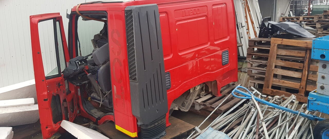 IVECO TRAKKER 450 - Καμπίνα για Φορτηγό: φωτογραφία 4 IVECO TRAKKER 450 - Καμπίνα για Φορτηγό: φωτογραφία 4