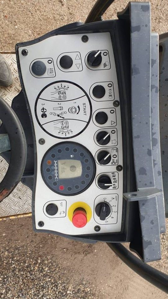 Bomag BW 100 AD M-5 - Ασφαλτικός οδοστρωτήρας: φωτογραφία 5 Bomag BW 100 AD M-5 - Ασφαλτικός οδοστρωτήρας: φωτογραφία 5