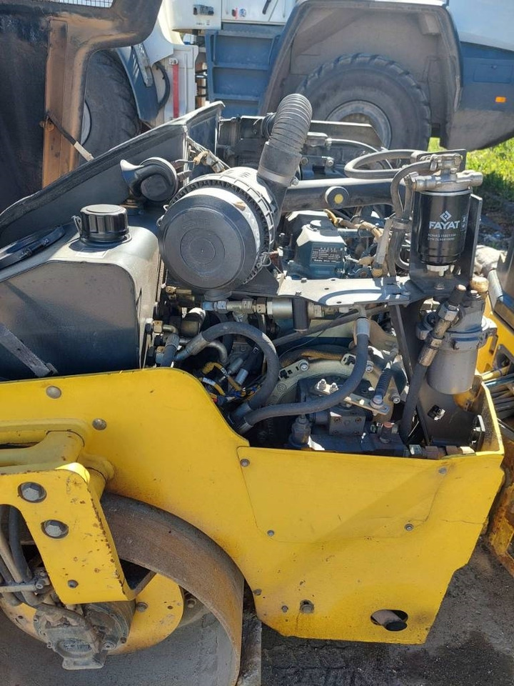 Ασφαλτικός οδοστρωτήρας Bomag BW 120 AD-5: φωτογραφία 6 Ασφαλτικός οδοστρωτήρας Bomag BW 120 AD-5: φωτογραφία 6