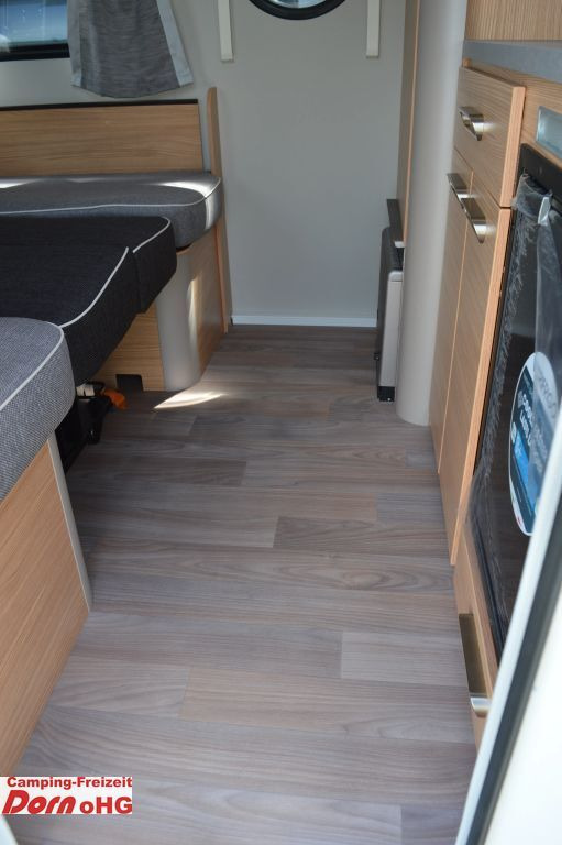 Ρυμουλκούμενο τροχόσπιτο T@b BASIC 320 Leichter Hagel Dach.: φωτογραφία 9 Ρυμουλκούμενο τροχόσπιτο T@b BASIC 320 Leichter Hagel Dach.: φωτογραφία 9