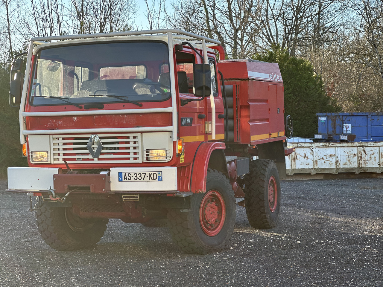 Renault M 210 - Πυροσβεστικό όχημα: φωτογραφία 2 Renault M 210 - Πυροσβεστικό όχημα: φωτογραφία 2