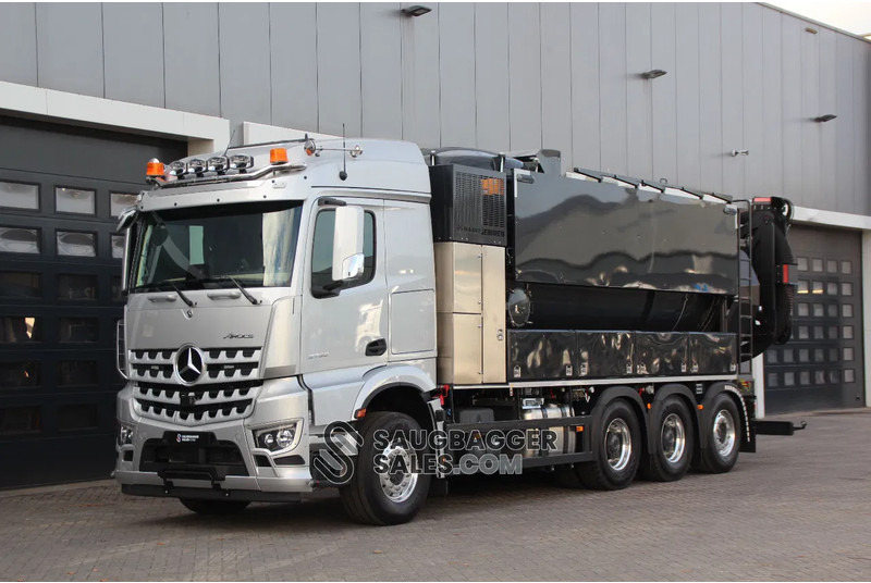 Mercedes-Benz NAAKTGEBOREN Vacu-Press 11.000 - Όχημα εκκένωσης βόθρων: φωτογραφία 1 Mercedes-Benz NAAKTGEBOREN Vacu-Press 11.000 - Όχημα εκκένωσης βόθρων: φωτογραφία 1