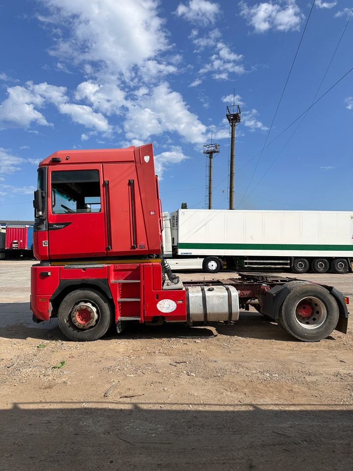 RENAULT Magnum 470 - Τράκτορας: φωτογραφία 5 RENAULT Magnum 470 - Τράκτορας: φωτογραφία 5