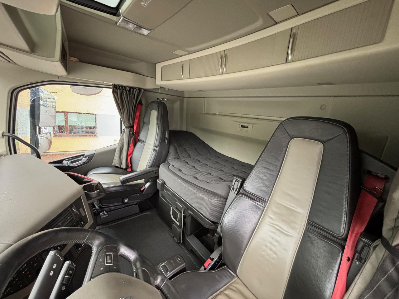 Φορτηγό ανατρεπόμενο VOLVO FH540: φωτογραφία 15