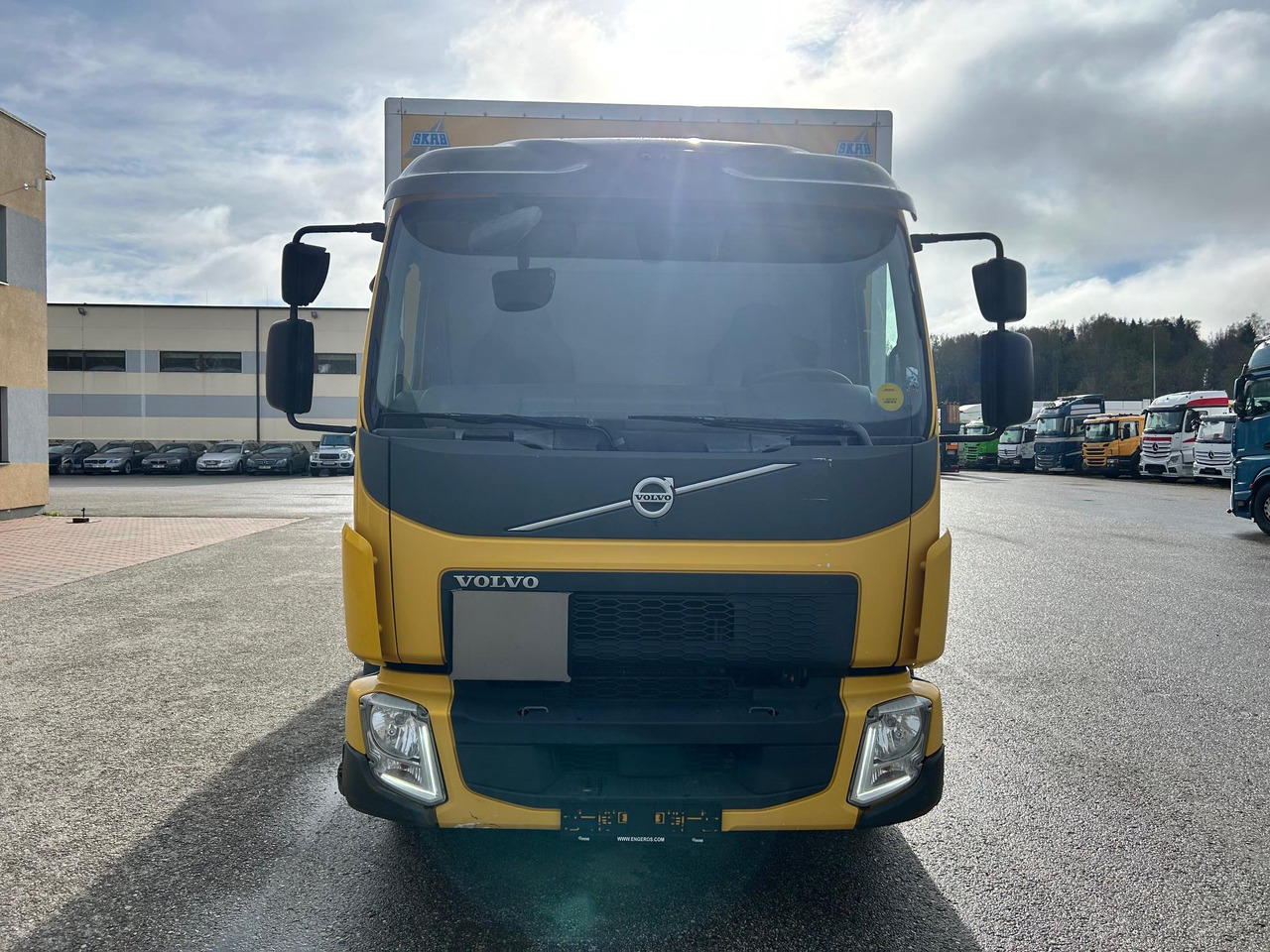 VOLVO FL250 - Φορτηγό κόφα: φωτογραφία 4 VOLVO FL250 - Φορτηγό κόφα: φωτογραφία 4