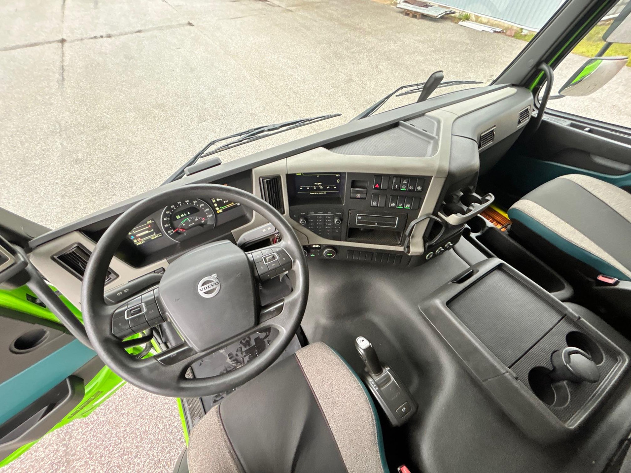 Φορτηγό κόφα VOLVO FM330: φωτογραφία 18