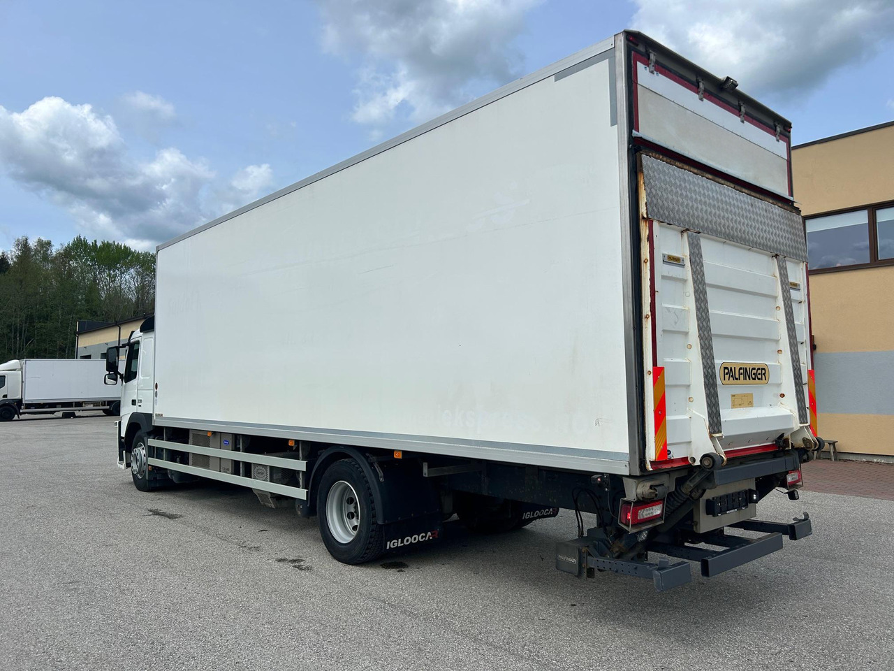VOLVO FM330 - Φορτηγό ψυγείο: φωτογραφία 5 VOLVO FM330 - Φορτηγό ψυγείο: φωτογραφία 5