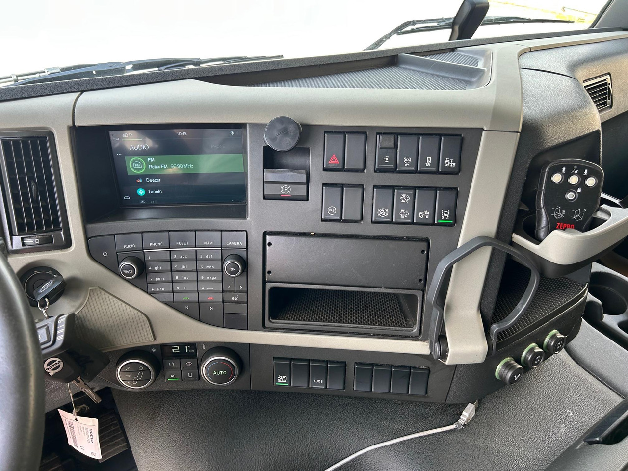 Φορτηγό σασί VOLVO FM330: φωτογραφία 17