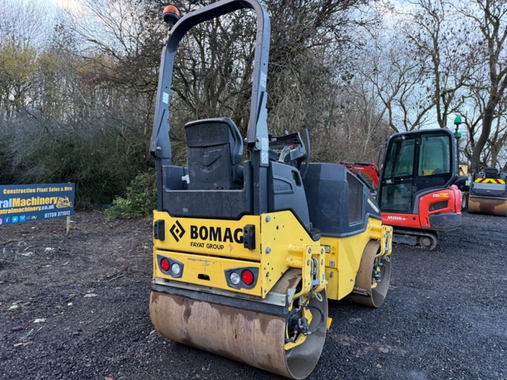 Bomag BW 120 AD-5 - Ασφαλτικός οδοστρωτήρας: φωτογραφία 3 Bomag BW 120 AD-5 - Ασφαλτικός οδοστρωτήρας: φωτογραφία 3