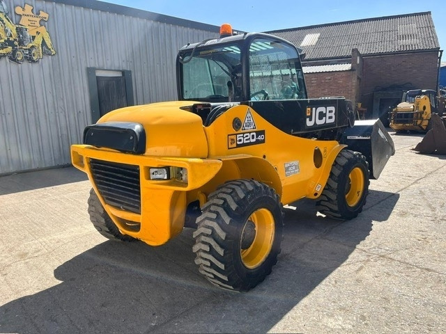 JCB 520-40 - Τηλεσκοπικός φορτωτής: φωτογραφία 3 JCB 520-40 - Τηλεσκοπικός φορτωτής: φωτογραφία 3