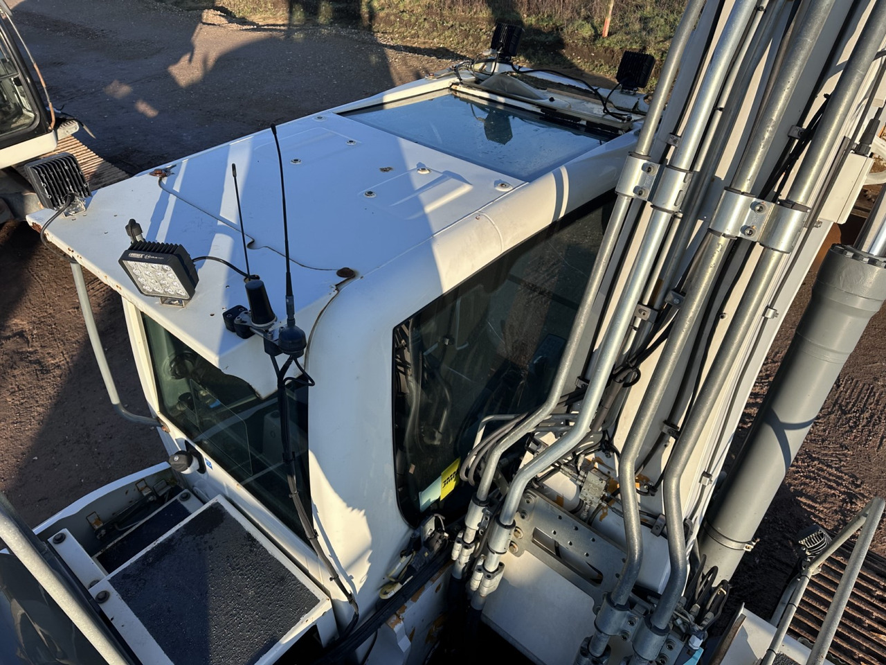 LIEBHERR R 924 LC Top Zustand !!! Kein 914- 916- 920- 926 - Ερπυστριοφόρος εκσκαφέας: φωτογραφία 3 LIEBHERR R 924 LC Top Zustand !!! Kein 914- 916- 920- 926 - Ερπυστριοφόρος εκσκαφέας: φωτογραφία 3