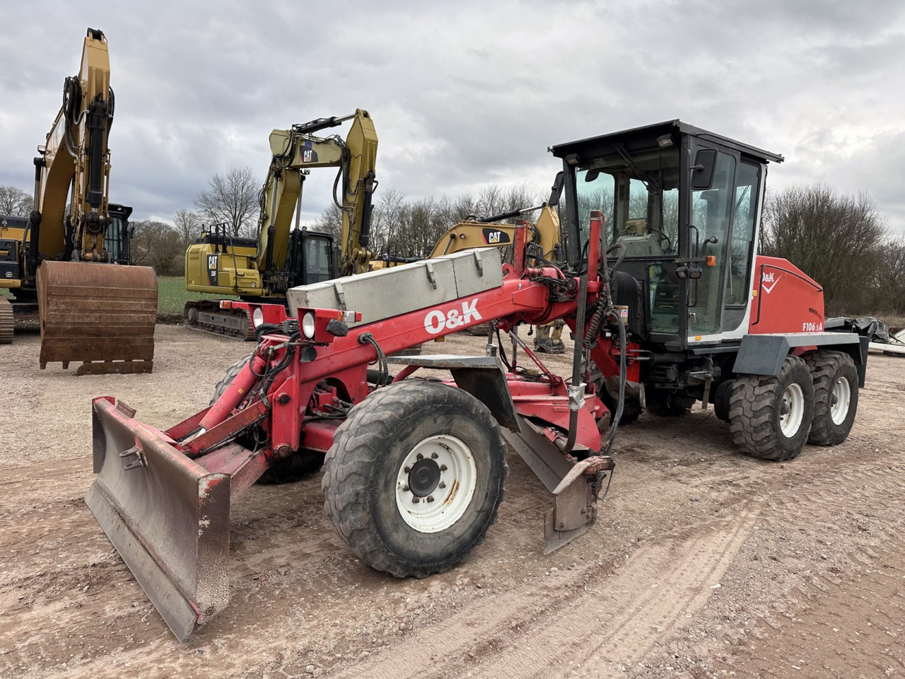 NEW HOLLAND F 106.5 - 6x6 Laser Topcon- Klima Cummins 6 Zyl. - Γκρέιντερ: φωτογραφία 3 NEW HOLLAND F 106.5 - 6x6 Laser Topcon- Klima Cummins 6 Zyl. - Γκρέιντερ: φωτογραφία 3
