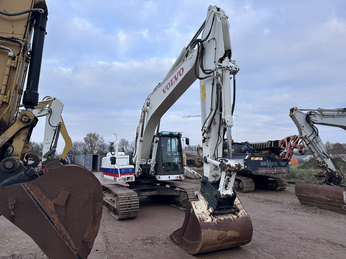 VOLVO EC 220 DL German machine! - Εκσκαφέας: φωτογραφία 4 VOLVO EC 220 DL German machine! - Εκσκαφέας: φωτογραφία 4