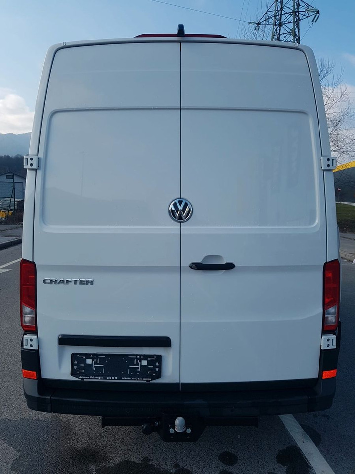 Volkswagen Crafter Kasten 35 L3H3-177-AT8-FWD - Βαν: φωτογραφία 4 Volkswagen Crafter Kasten 35 L3H3-177-AT8-FWD - Βαν: φωτογραφία 4