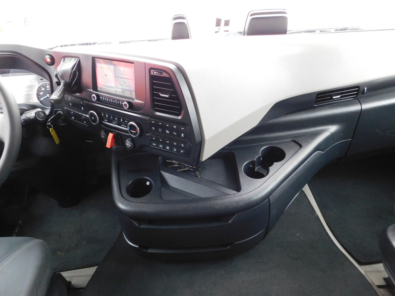 Τράκτορας Ford F max 4x2 scab e6 12s2620: φωτογραφία 6