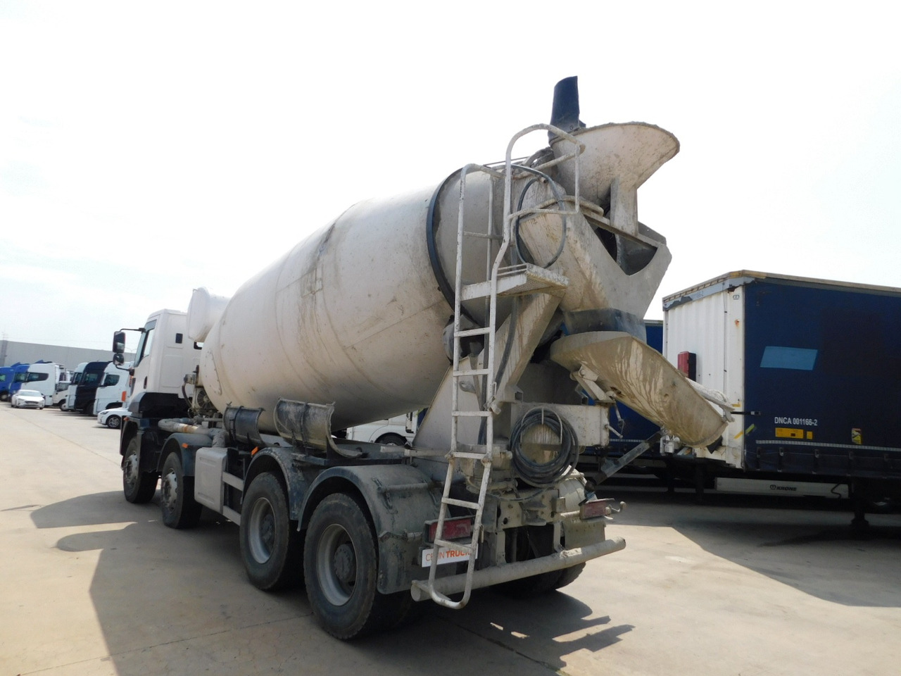 Ford Lt12xl 7h cargo 4142m - Μπετονιέρα φορτηγό: φωτογραφία 4 Ford Lt12xl 7h cargo 4142m - Μπετονιέρα φορτηγό: φωτογραφία 4