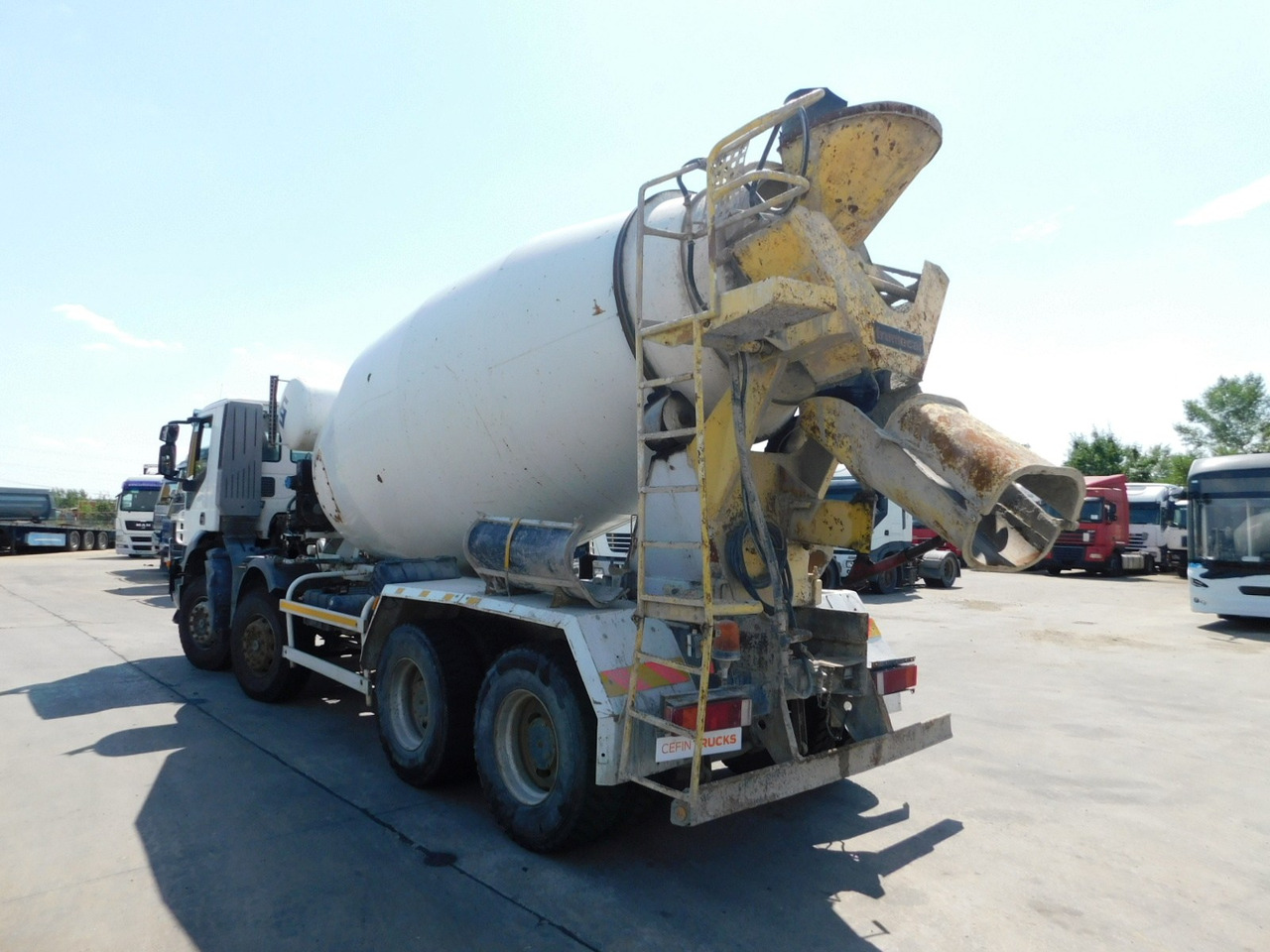 Iveco Trakker ad340t41b - Μπετονιέρα φορτηγό: φωτογραφία 4 Iveco Trakker ad340t41b - Μπετονιέρα φορτηγό: φωτογραφία 4