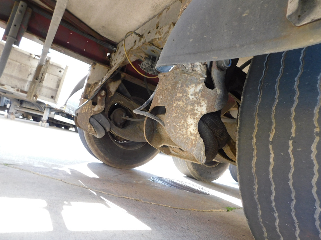 Krone Sdr27 - Επικαθήμενο ψυγείο: φωτογραφία 5 Krone Sdr27 - Επικαθήμενο ψυγείο: φωτογραφία 5