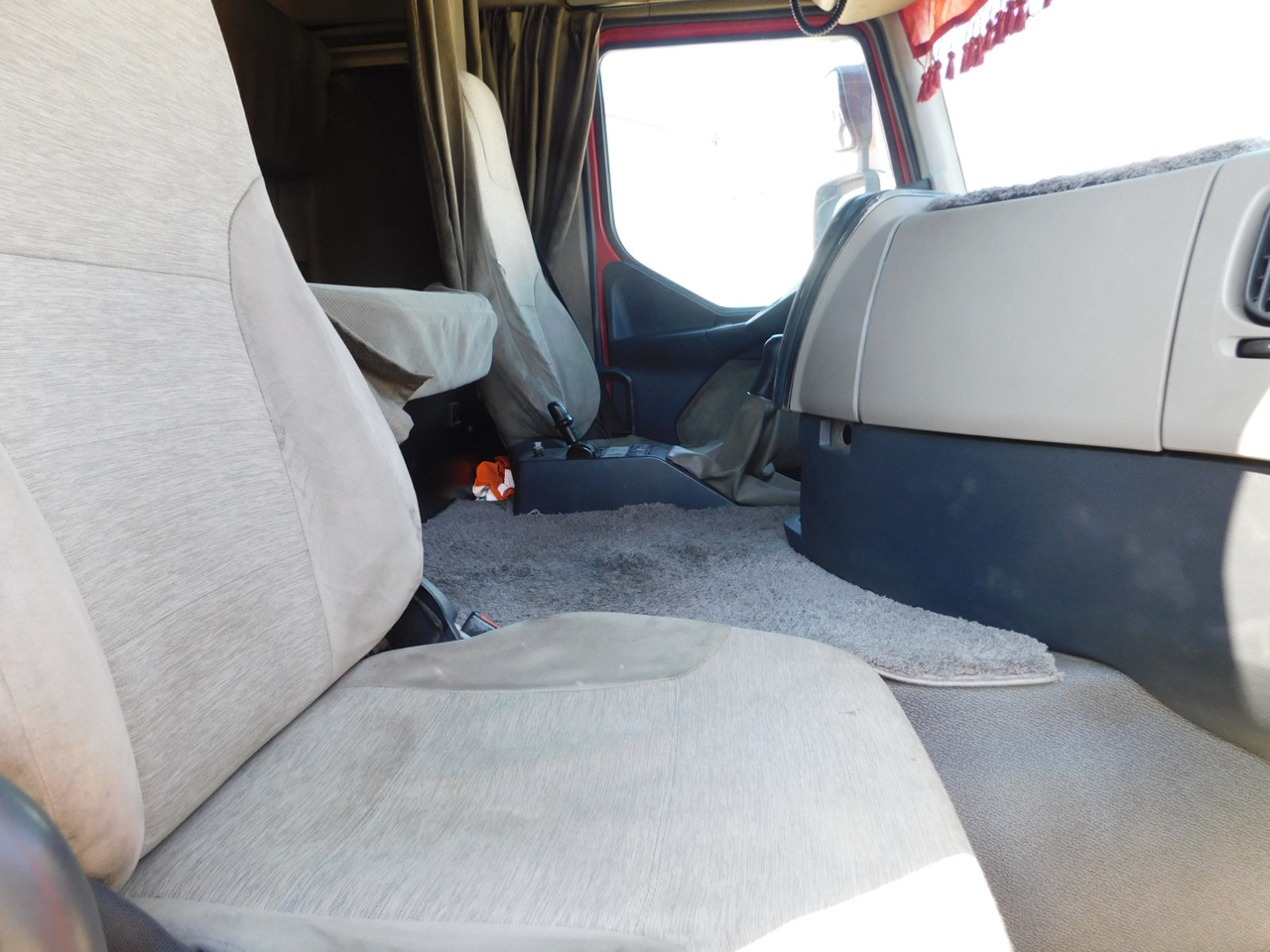 Renault Premium 410dxi - Τράκτορας: φωτογραφία 5 Renault Premium 410dxi - Τράκτορας: φωτογραφία 5