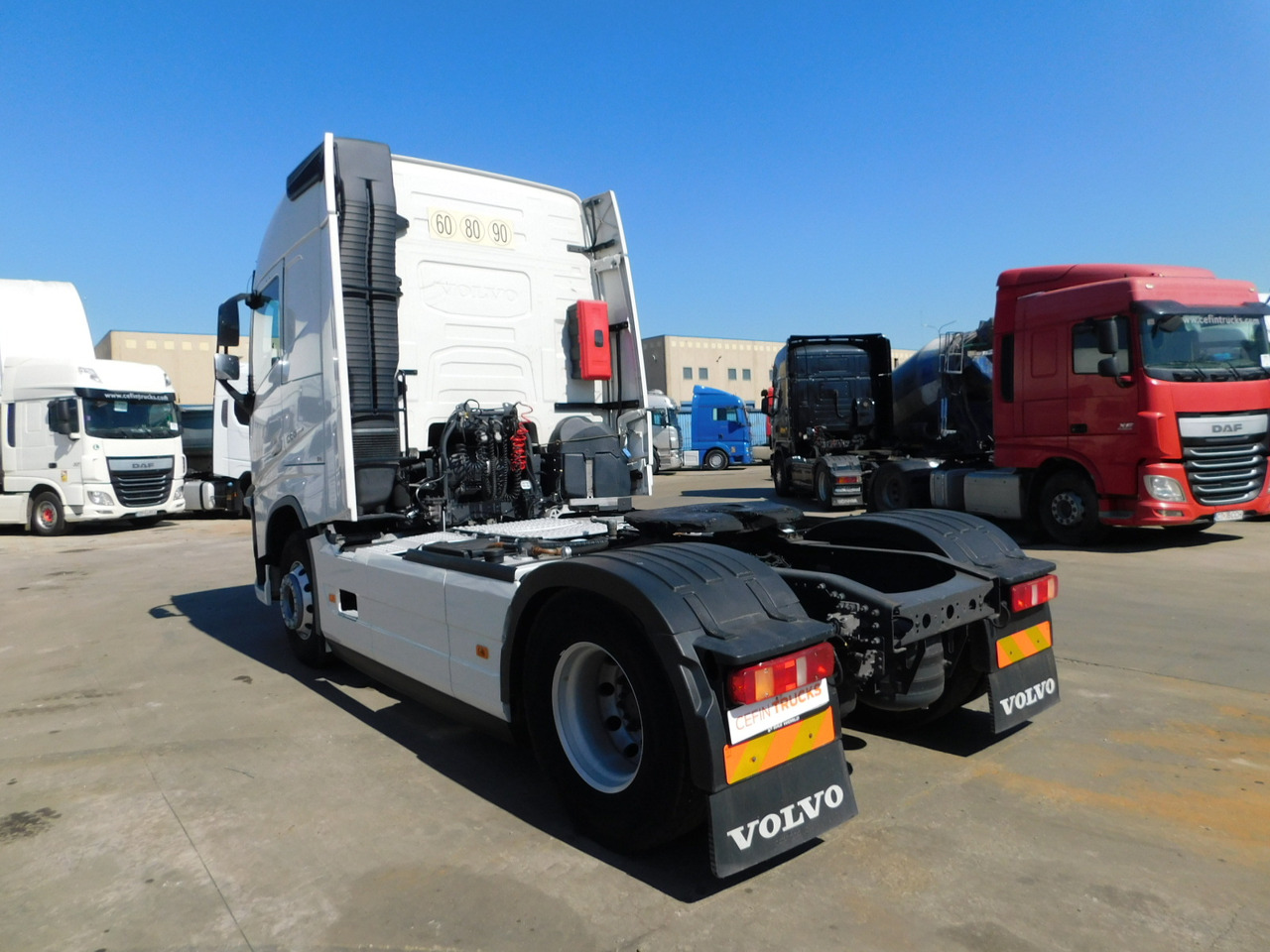 Volvo Fh - Τράκτορας: φωτογραφία 4 Volvo Fh - Τράκτορας: φωτογραφία 4