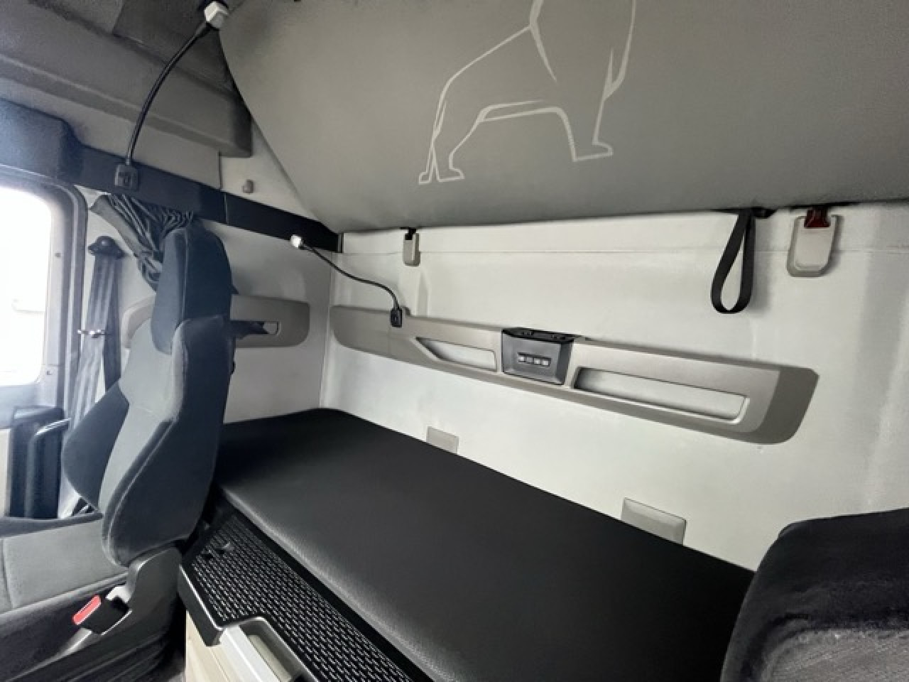 MAN TGX 18.510 4x2 LL SA Euro6 Retarder Klima ZV - Τράκτορας: φωτογραφία 2 MAN TGX 18.510 4x2 LL SA Euro6 Retarder Klima ZV - Τράκτορας: φωτογραφία 2