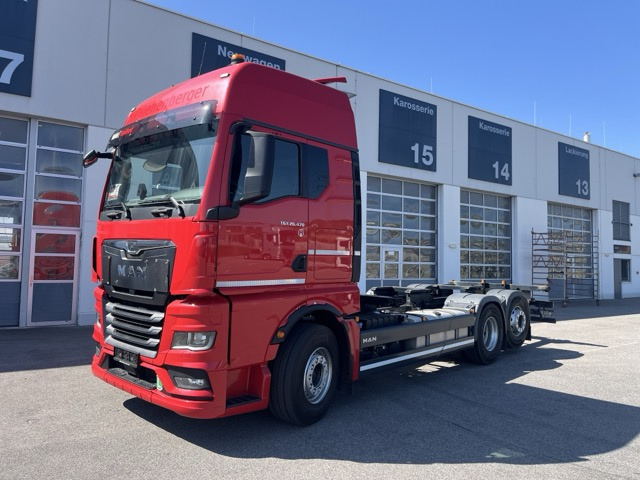 MAN TGX 26.470 6x2-4 LL - neu bereift Euro6 Intarder - Φορτηγό μεταφοράς εμπορευματοκιβωτίων/ Κινητό αμάξωμα: φωτογραφία 1 MAN TGX 26.470 6x2-4 LL - neu bereift Euro6 Intarder - Φορτηγό μεταφοράς εμπορευματοκιβωτίων/ Κινητό αμάξωμα: φωτογραφία 1