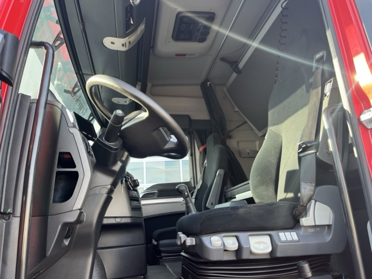 MAN TGX 26.480 6x4 BLS Euro6 Intarder Klima Luftfeder - Τράκτορας: φωτογραφία 4 MAN TGX 26.480 6x4 BLS Euro6 Intarder Klima Luftfeder - Τράκτορας: φωτογραφία 4