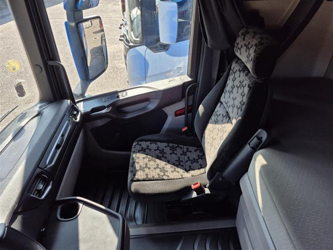 Scania R 450 - Τράκτορας: φωτογραφία 4 Scania R 450 - Τράκτορας: φωτογραφία 4