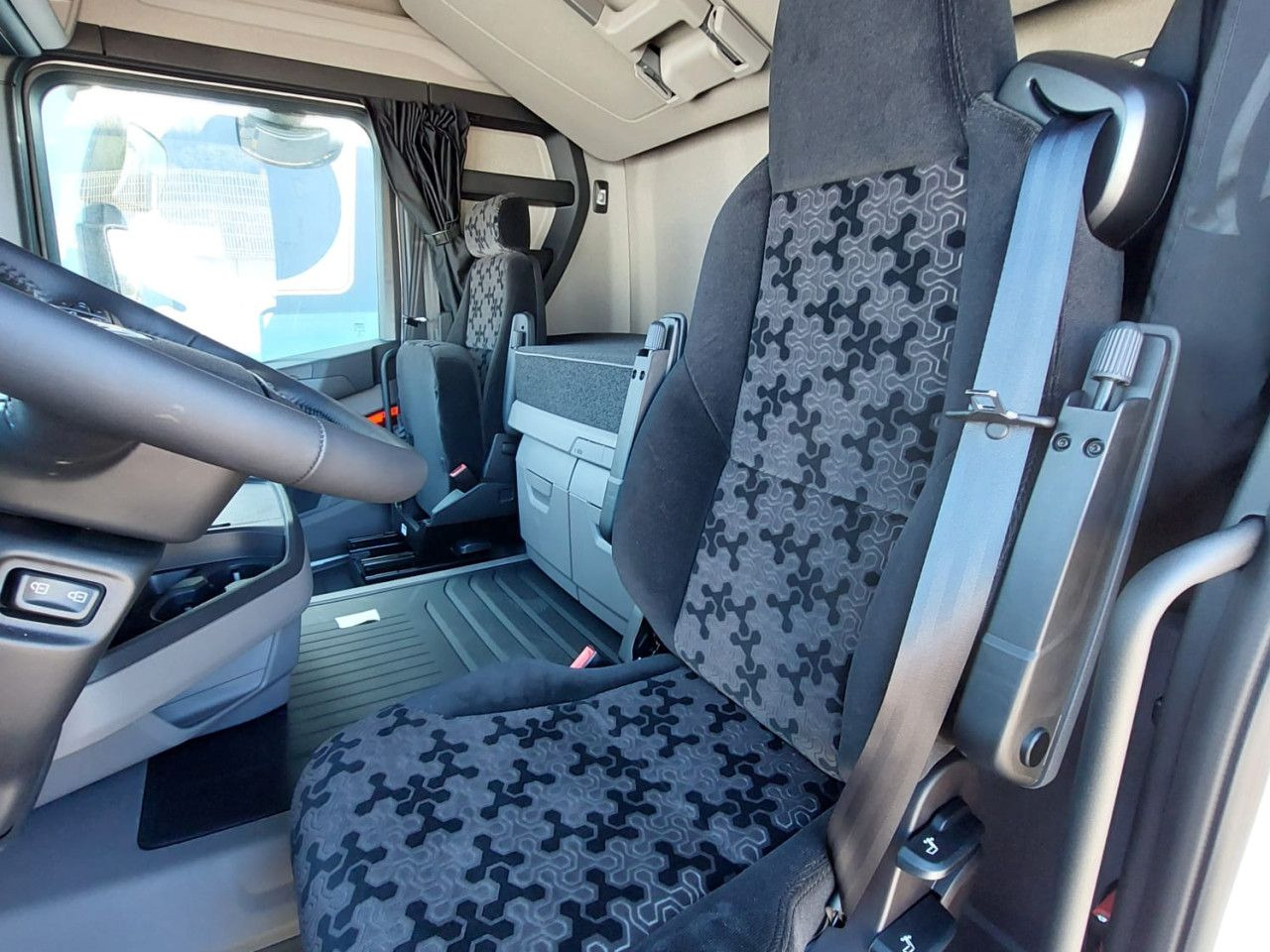 Scania R 460 - Τράκτορας: φωτογραφία 2 Scania R 460 - Τράκτορας: φωτογραφία 2