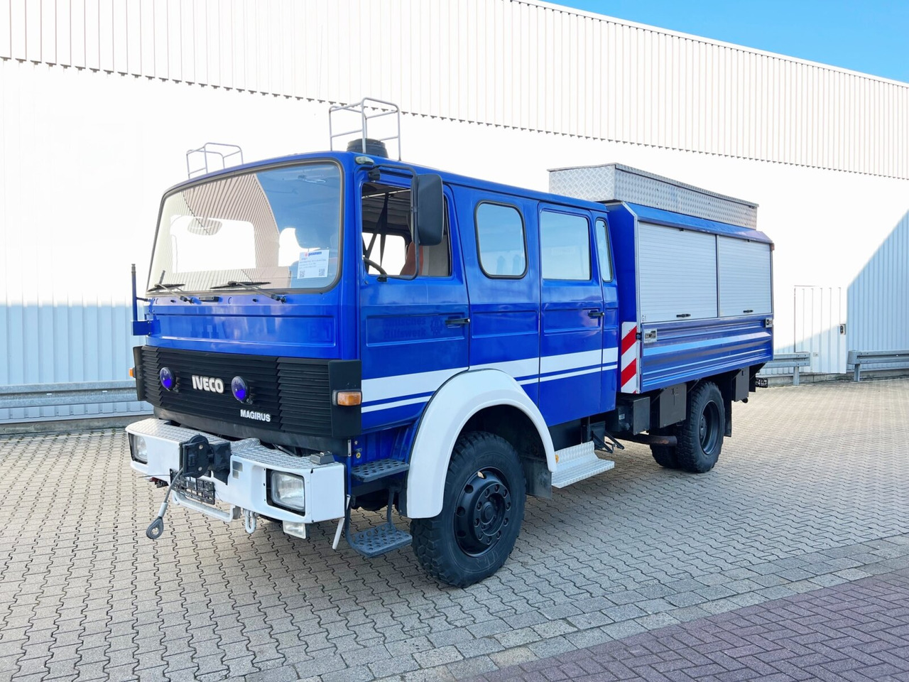 120-23 AW 4x4 Doka 120-23 AW 4x4 Doka, V8-Motor, Mannschaftswagen 16 Sitze, Seilwinde - Πυροσβεστικό όχημα: φωτογραφία 1 120-23 AW 4x4 Doka 120-23 AW 4x4 Doka, V8-Motor, Mannschaftswagen 16 Sitze, Seilwinde - Πυροσβεστικό όχημα: φωτογραφία 1