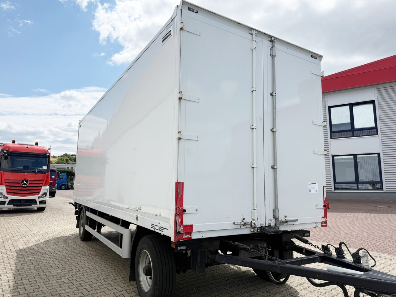 AGL 260 AGL 260 mit LBW MBB - Ρυμούλκα κόφα: φωτογραφία 4 AGL 260 AGL 260 mit LBW MBB - Ρυμούλκα κόφα: φωτογραφία 4