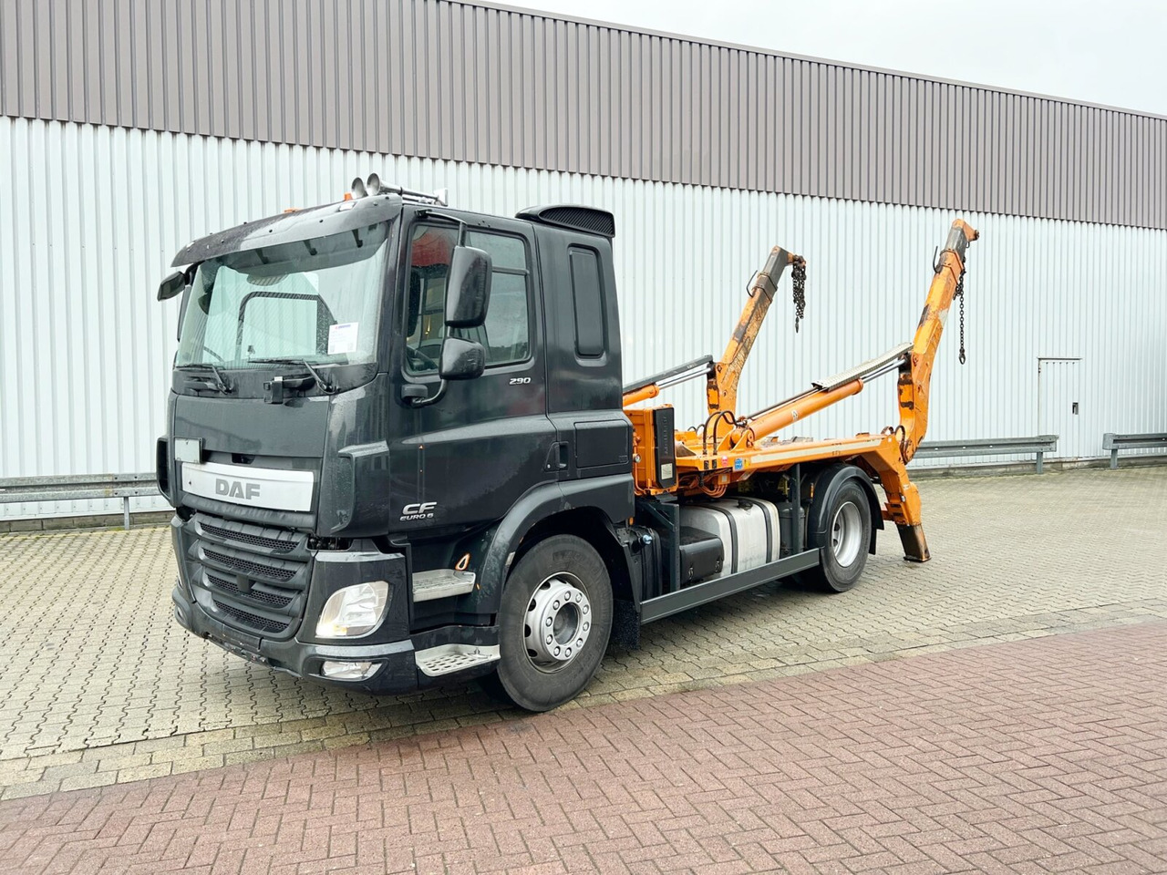 DAF CF 290 4x2 CF 290 4x2, Tele-Absetzer - Φορτηγό καδοφόρος φορτωτής: φωτογραφία 1 DAF CF 290 4x2 CF 290 4x2, Tele-Absetzer - Φορτηγό καδοφόρος φορτωτής: φωτογραφία 1
