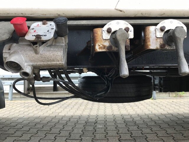 HDK 1860 HDK 1860 Hinterkippmulde ca. 28m³ mit Seperatmotor, eigene Hydraulik - Ρυμούλκα ανατρεπόμενο: φωτογραφία 3 HDK 1860 HDK 1860 Hinterkippmulde ca. 28m³ mit Seperatmotor, eigene Hydraulik - Ρυμούλκα ανατρεπόμενο: φωτογραφία 3