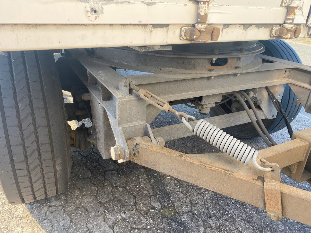 Kofferanhänger mit LBW Kofferanhänger mit LBW, Durchladesystem - Ρυμούλκα κόφα: φωτογραφία 5 Kofferanhänger mit LBW Kofferanhänger mit LBW, Durchladesystem - Ρυμούλκα κόφα: φωτογραφία 5