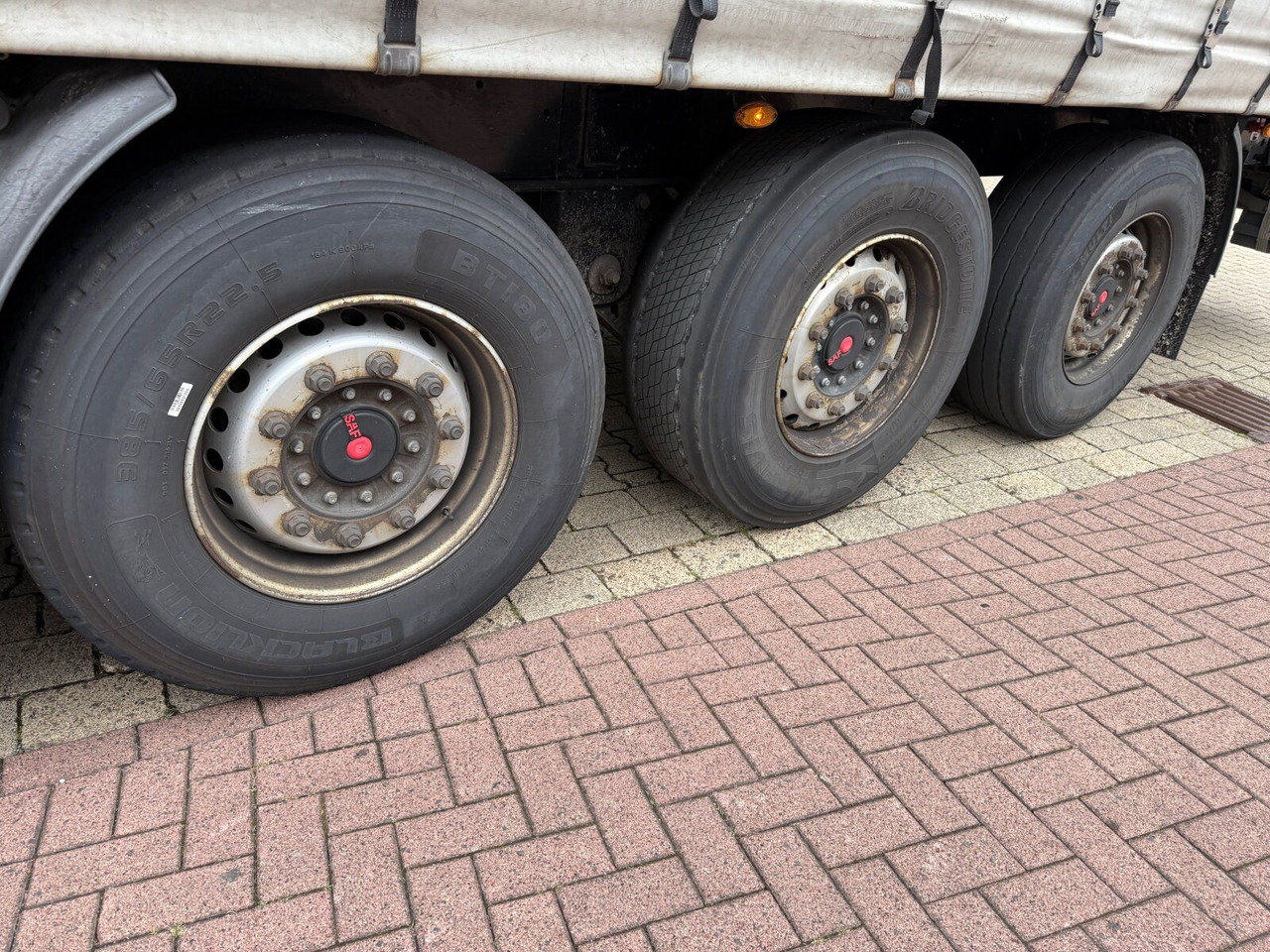 Kögel SN 24-1 SN 24-1, Liftachse, Edscha - Επικαθήμενο πλατφόρμα/ Καρότσα: φωτογραφία 4 Kögel SN 24-1 SN 24-1, Liftachse, Edscha - Επικαθήμενο πλατφόρμα/ Καρότσα: φωτογραφία 4