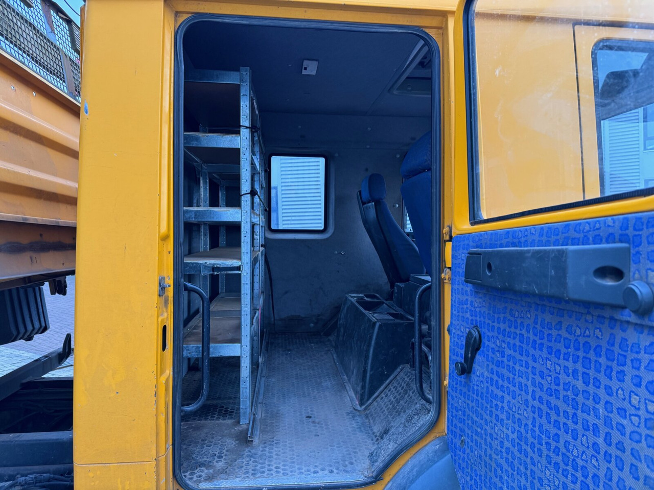 MAN LE 8.180 4X2 BB Doka LE 8.180 4X2 BB Doka, 2x AHK - Φορτηγό ανατρεπόμενο: φωτογραφία 5 MAN LE 8.180 4X2 BB Doka LE 8.180 4X2 BB Doka, 2x AHK - Φορτηγό ανατρεπόμενο: φωτογραφία 5