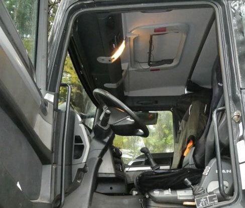 MAN TGA 26.400 6x6 BB TGA 26.400 6x6 BB, Winterdienstausstattung - Φορτηγό ανατρεπόμενο: φωτογραφία 4 MAN TGA 26.400 6x6 BB TGA 26.400 6x6 BB, Winterdienstausstattung - Φορτηγό ανατρεπόμενο: φωτογραφία 4