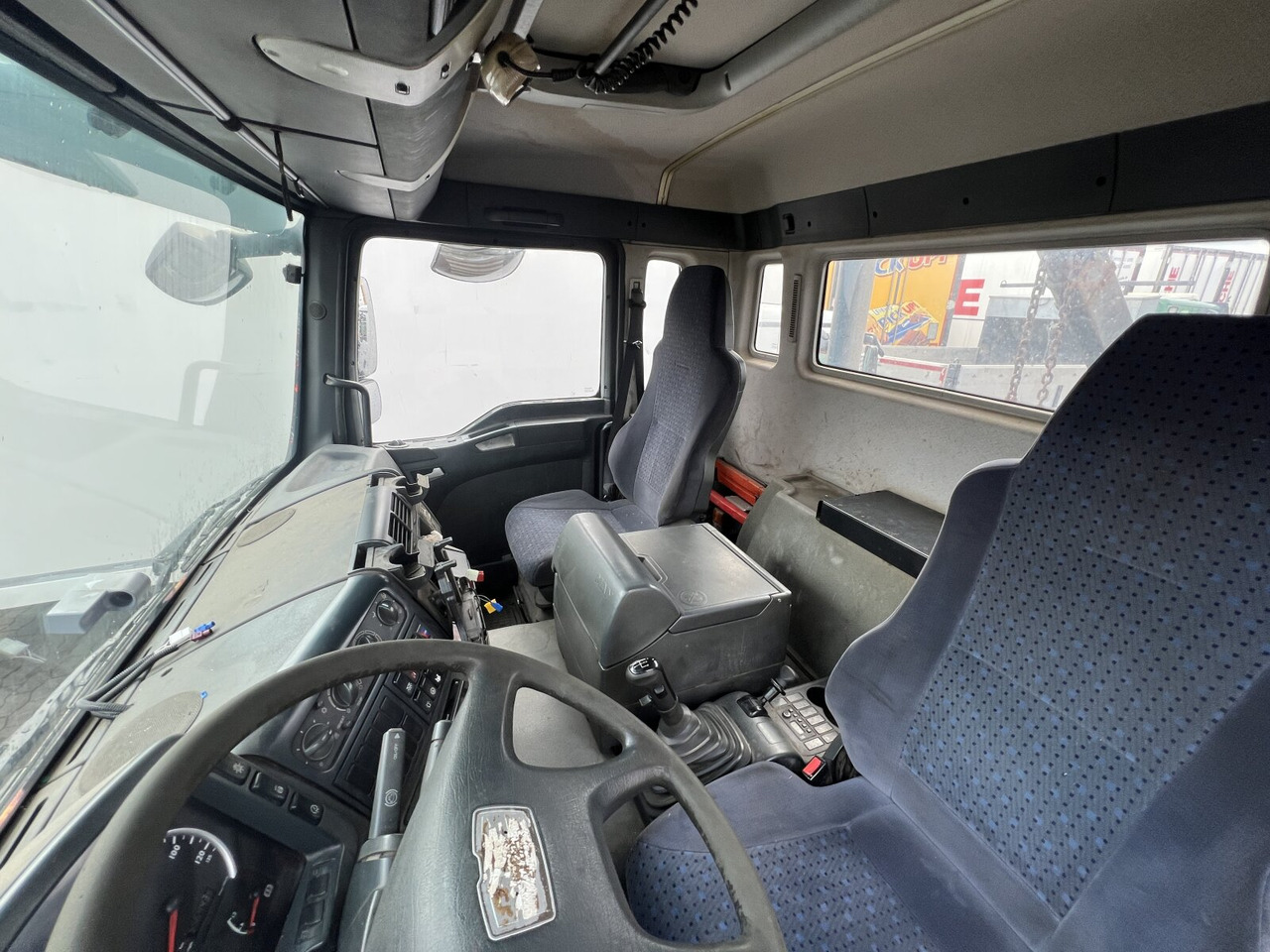 Φορτηγό καδοφόρος φορτωτής MAN TGA 26.410 6X2/4 BL Motorschaden! TGA 26.410 6X2/4 BL, Vorlauf Lenk-Liftachse, Meiller Tele.: φωτογραφία 6 Φορτηγό καδοφόρος φορτωτής MAN TGA 26.410 6X2/4 BL Motorschaden! TGA 26.410 6X2/4 BL, Vorlauf Lenk-Liftachse, Meiller Tele.: φωτογραφία 6