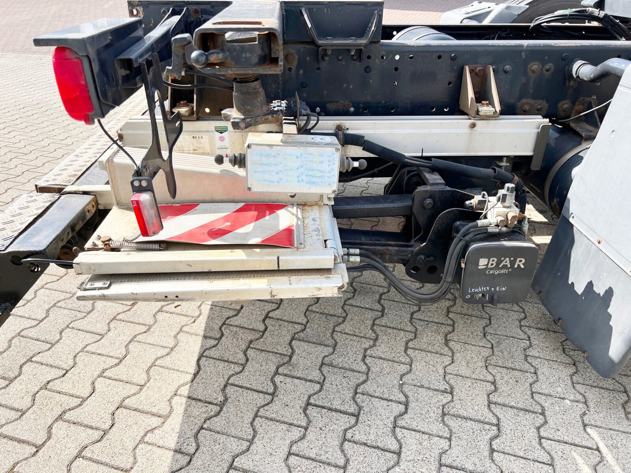 Leasing MAN TGA 26.440 6X2-2 LL TGA 26.440 6X2-2 LL, Intarder, Liftachse, LBW BÄR unterfaltbar MAN TGA 26.440 6X2-2 LL TGA 26.440 6X2-2 LL, Intarder, Liftachse, LBW BÄR unterfaltbar: φωτογραφία 10