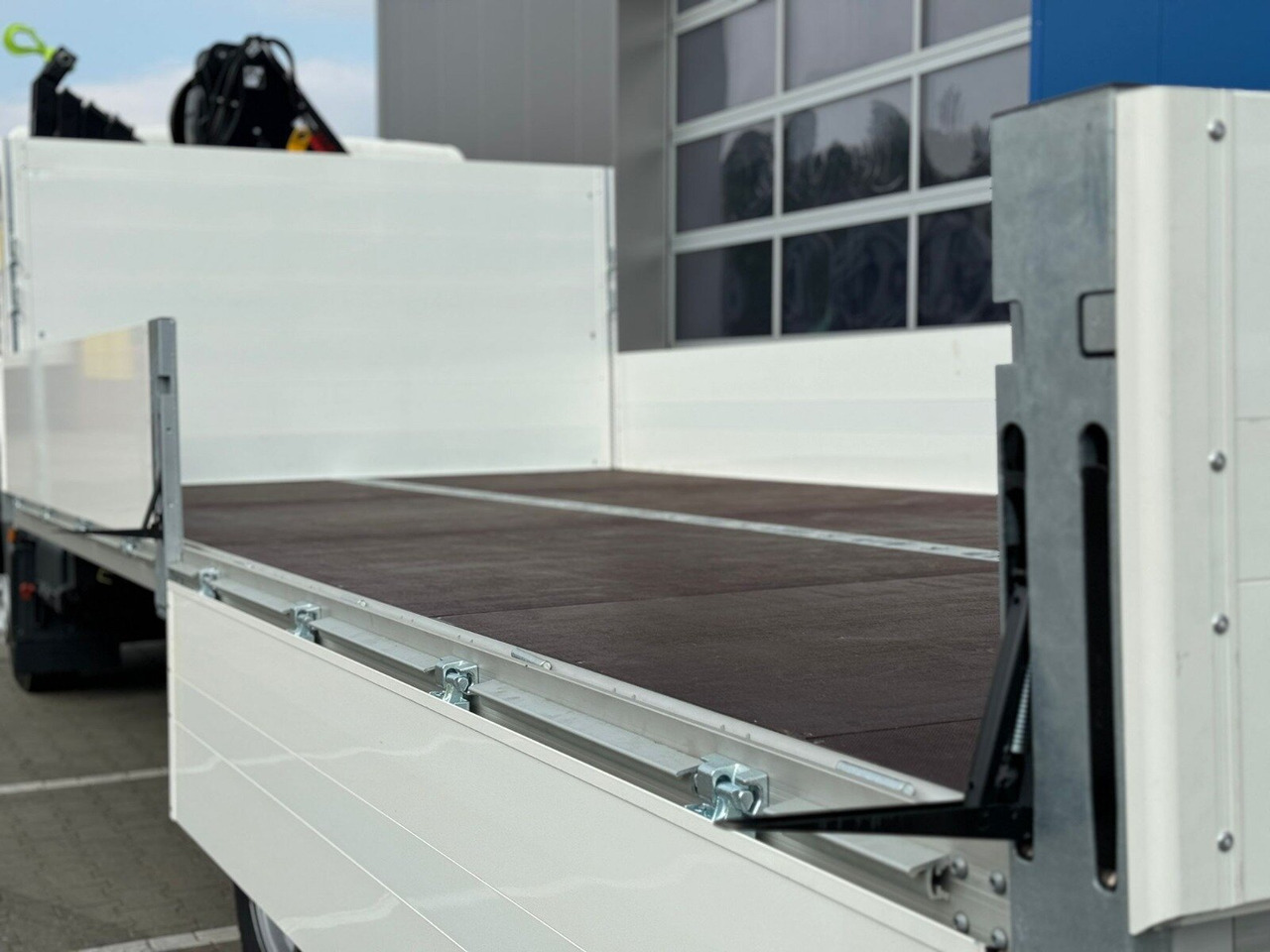 MAN TGL 12.190 4x2 BL TGL 12.190 4x2 BL mit Kran Hiab Hiduo 072DS-4 - Φορτηγό με γερανό: φωτογραφία 4 MAN TGL 12.190 4x2 BL TGL 12.190 4x2 BL mit Kran Hiab Hiduo 072DS-4 - Φορτηγό με γερανό: φωτογραφία 4