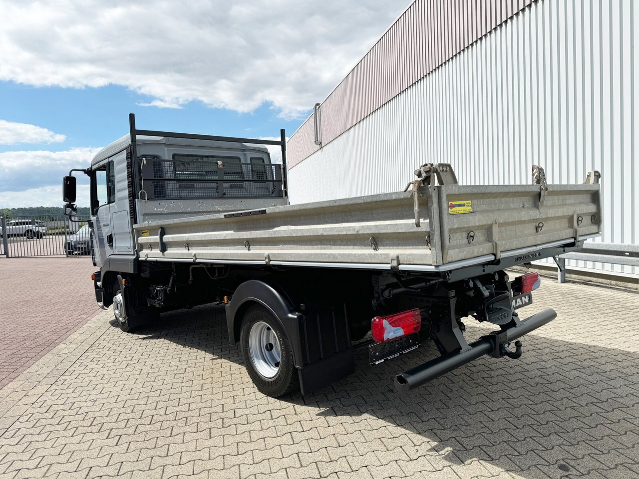 Φορτηγό ανατρεπόμενο MAN TGL 8.180 4x2 BB Doka TGL 8.180 4x2 BB Doka, 2x AHK: φωτογραφία 11 Φορτηγό ανατρεπόμενο MAN TGL 8.180 4x2 BB Doka TGL 8.180 4x2 BB Doka, 2x AHK: φωτογραφία 11