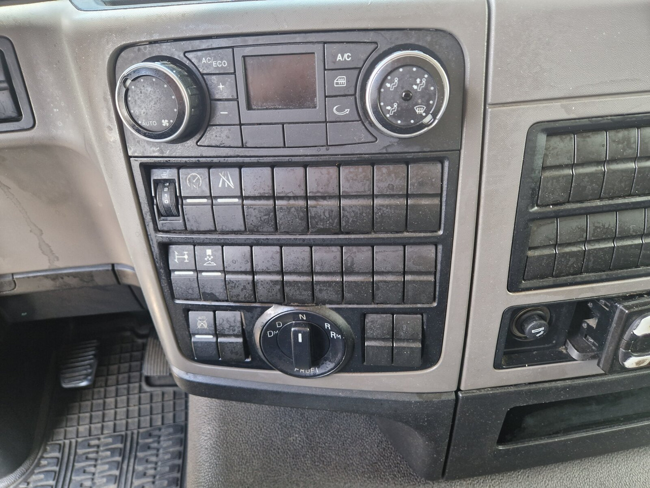 Leasing MAN TGM 15.250/340 4X2 BL TGM 15.250/340 4X2 BL, Tiefkühlkoffer, Thermoking, Rolltor, unterfaltbare Dhollandia LBW MAN TGM 15.250/340 4X2 BL TGM 15.250/340 4X2 BL, Tiefkühlkoffer, Thermoking, Rolltor, unterfaltbare Dhollandia LBW: φωτογραφία 12