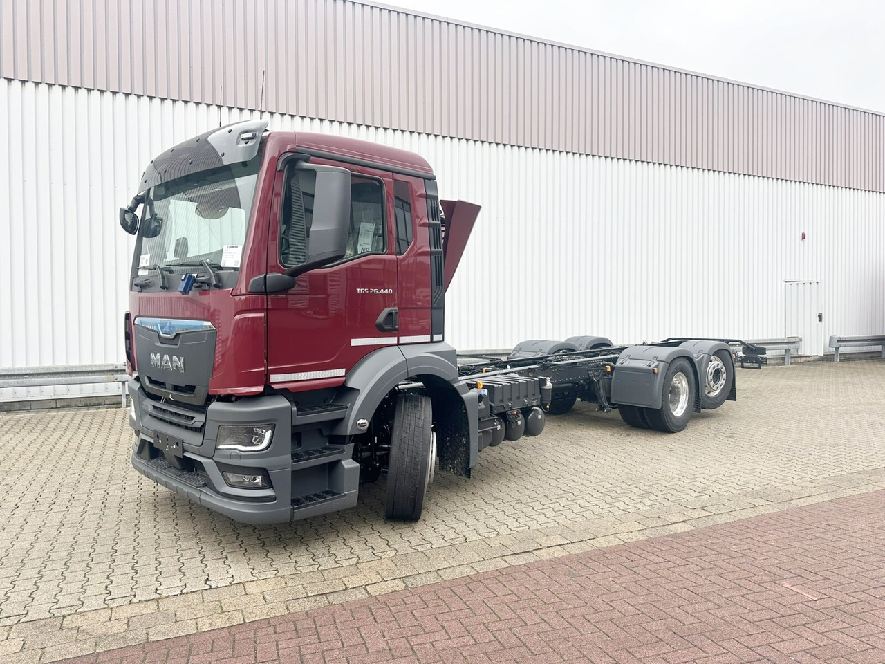MAN TGS 26.440 6x2-4 LL CH TGS 26.440 6x2-4 LL CH, Lenk-/Liftachse, Navi, LED - Φορτηγό σασί: φωτογραφία 1 MAN TGS 26.440 6x2-4 LL CH TGS 26.440 6x2-4 LL CH, Lenk-/Liftachse, Navi, LED - Φορτηγό σασί: φωτογραφία 1