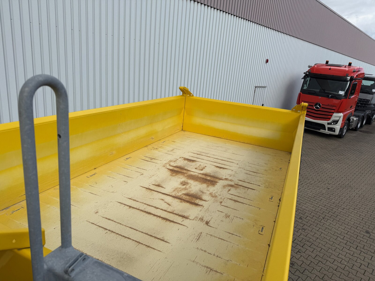 MAN TGS 26.470 6x6 BB TGS 26.470 6x6 BB, Hohe Bauart, Navi, Motorabtrieb, Bordmatik - Φορτηγό ανατρεπόμενο: φωτογραφία 2 MAN TGS 26.470 6x6 BB TGS 26.470 6x6 BB, Hohe Bauart, Navi, Motorabtrieb, Bordmatik - Φορτηγό ανατρεπόμενο: φωτογραφία 2