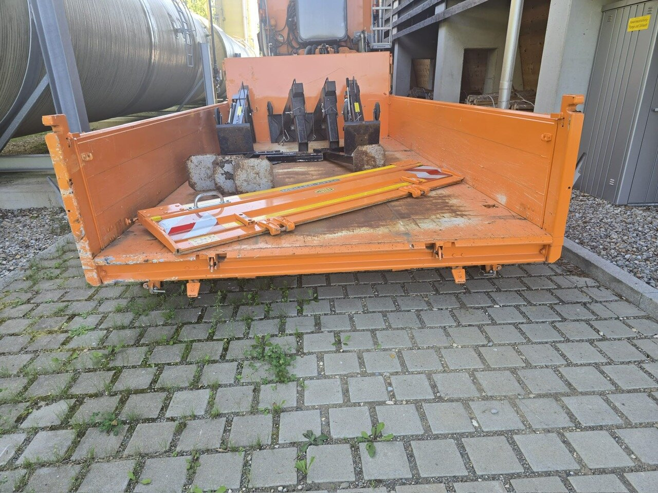 MAN TGS 28.400 6x4-4 BL TGS 28.400 6x4-4 BL, EEV, Lenk-/Liftachse, Wechselsystem Kipper/Salzsteuer - Φορτηγό ανατρεπόμενο: φωτογραφία 3 MAN TGS 28.400 6x4-4 BL TGS 28.400 6x4-4 BL, EEV, Lenk-/Liftachse, Wechselsystem Kipper/Salzsteuer - Φορτηγό ανατρεπόμενο: φωτογραφία 3
