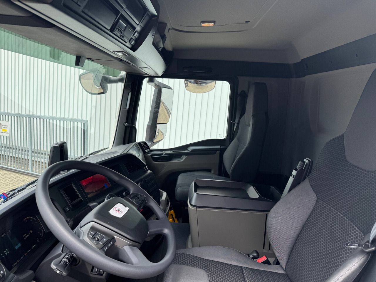 MAN TGS 33.480 6x6 BB CH TGS 33.480 6x6 BB CH, Hohe Bauart, Nebenantrieb - Φορτηγό φόρτωσης γάντζου: φωτογραφία 2 MAN TGS 33.480 6x6 BB CH TGS 33.480 6x6 BB CH, Hohe Bauart, Nebenantrieb - Φορτηγό φόρτωσης γάντζου: φωτογραφία 2